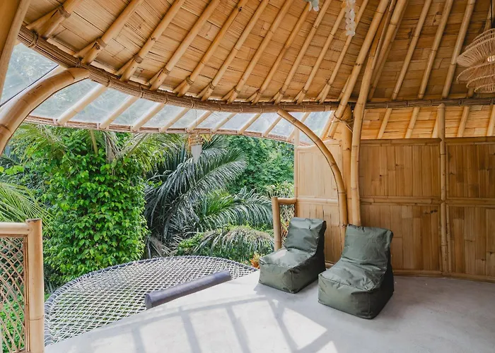 Leon, - The Bamboo Dream * Ubud